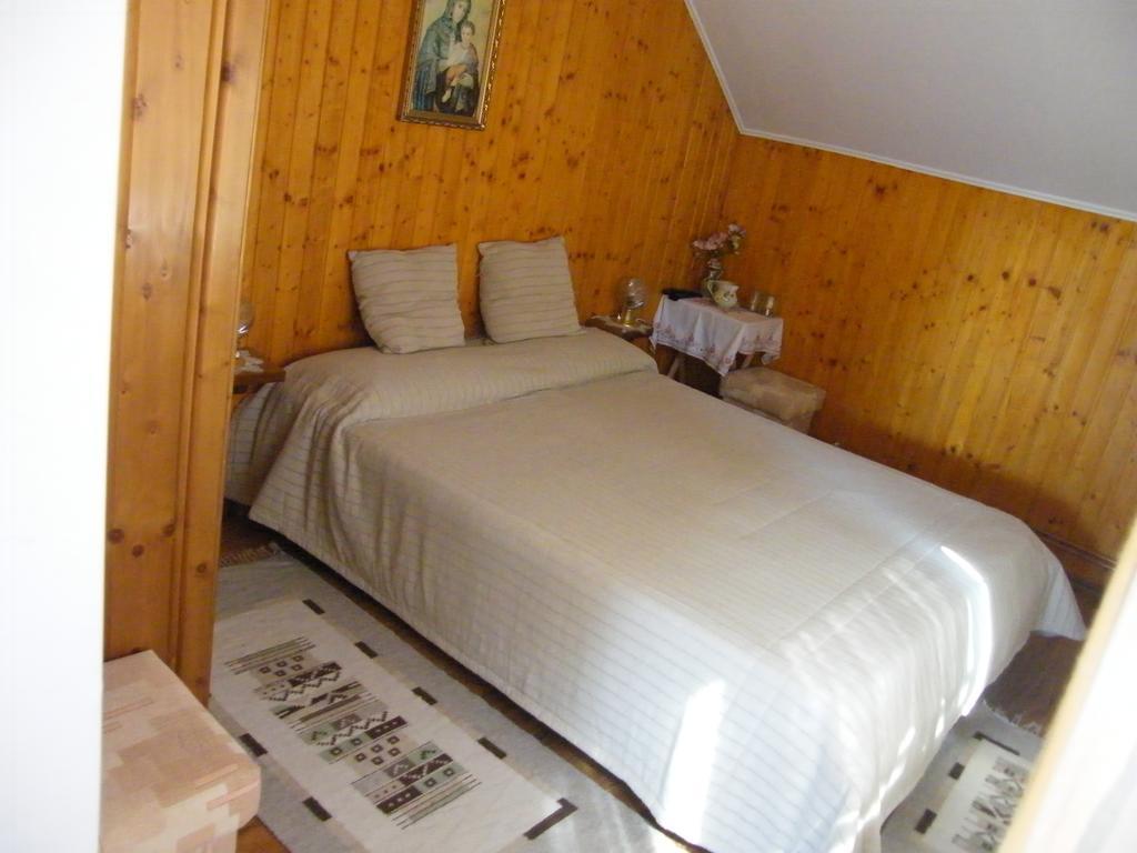 Pensiunea Casa Filoxenia Horezu Εξωτερικό φωτογραφία